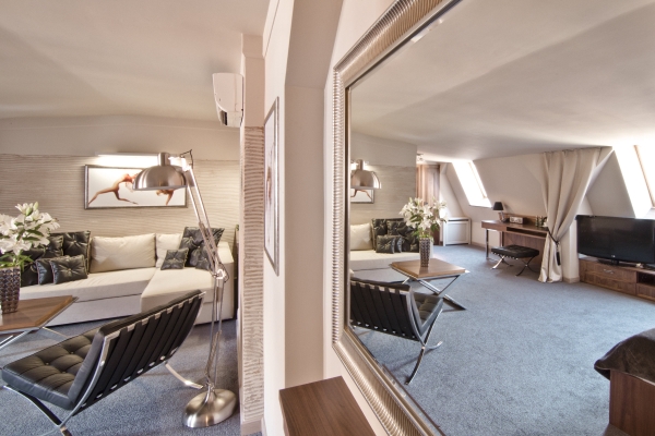Hotel Royal HR